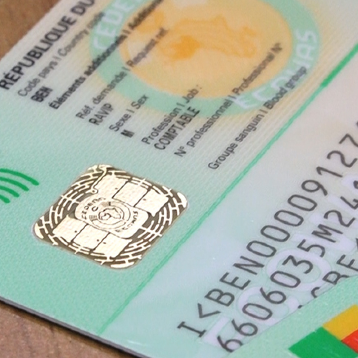 Pièces d’identité et autres